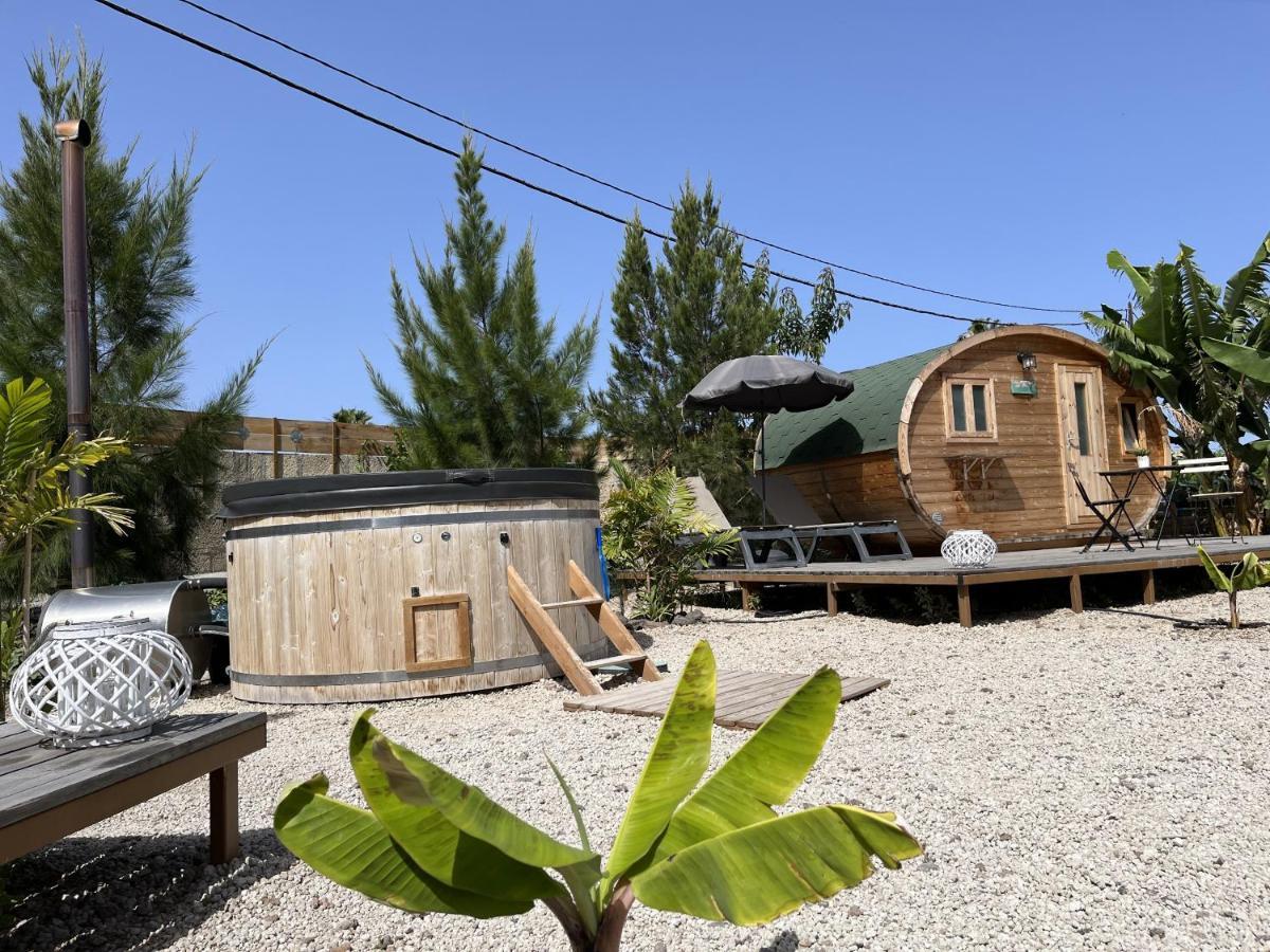 Lykke Suite Spa Sauna Piscina Y Jardin Buzanada Exterior foto